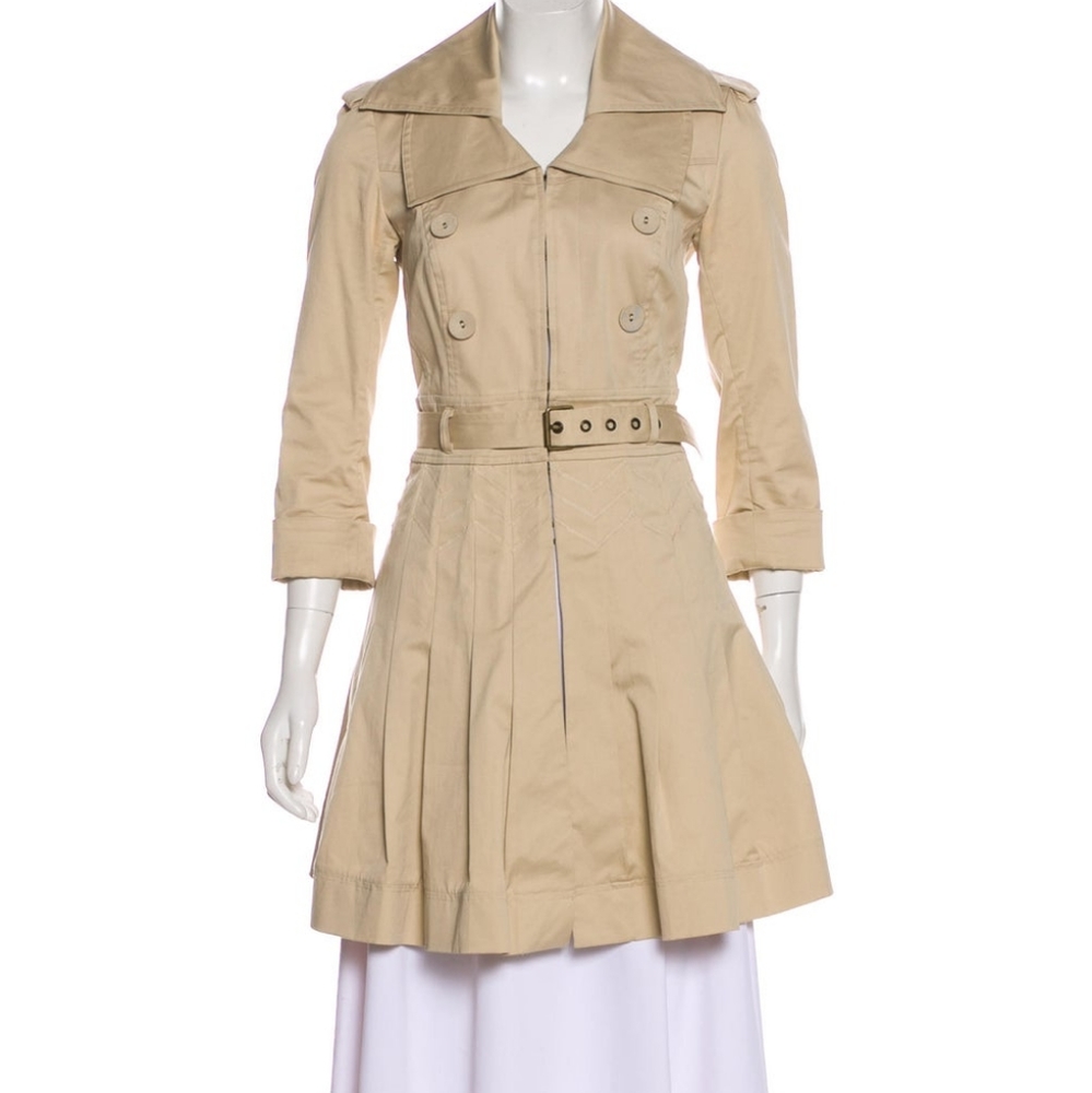 HOST'S PICK. NWOT Diane Von Furstenberg Women's Trench Coat US 4
